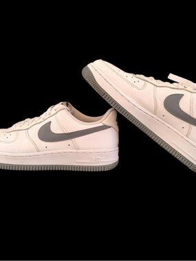 Nike Air Force 1 Low Women's Sneakers - White with Gray Swoosh